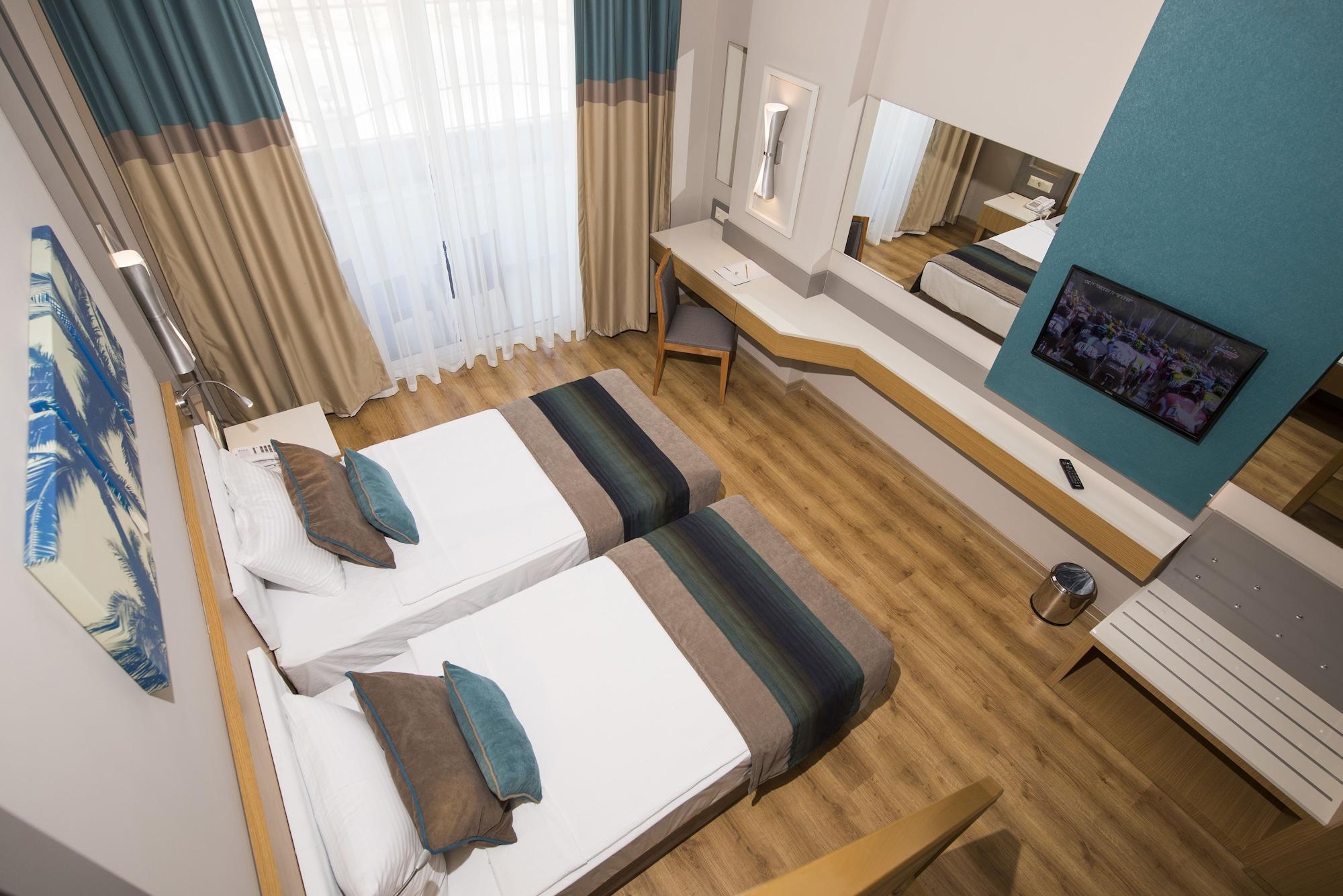 Palm World Side Resort & Spa Ngoại thất bức ảnh