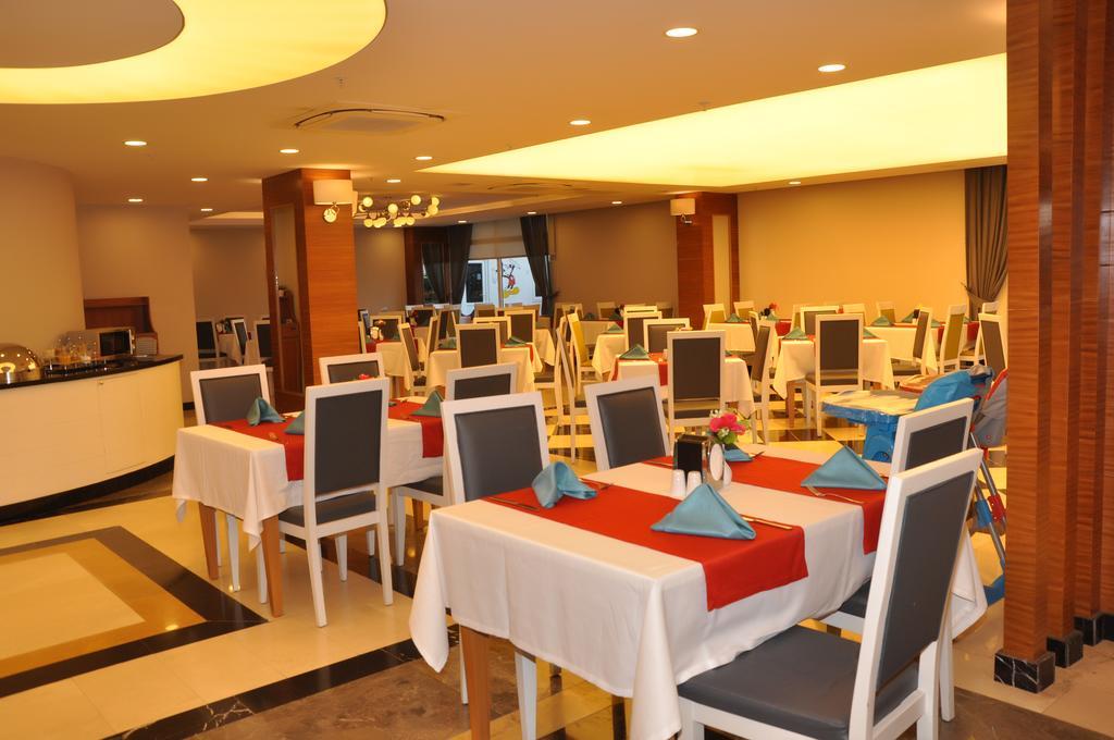 Palm World Side Resort & Spa Ngoại thất bức ảnh