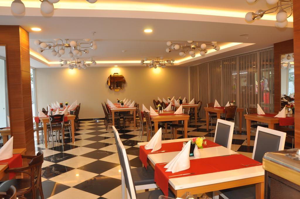Palm World Side Resort & Spa Ngoại thất bức ảnh