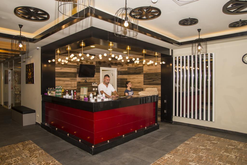 Palm World Side Resort & Spa Ngoại thất bức ảnh