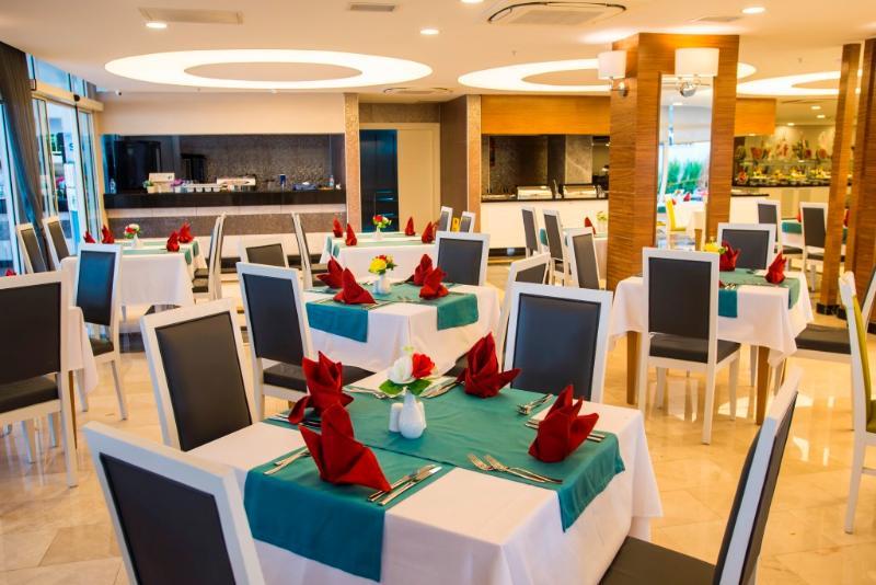 Palm World Side Resort & Spa Ngoại thất bức ảnh